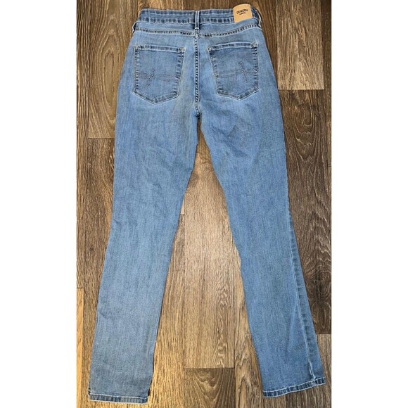 DENIZEN Levis Jeans Womens 6M Light Blue Wash Mid Rise Slim - Picture 5 of 6